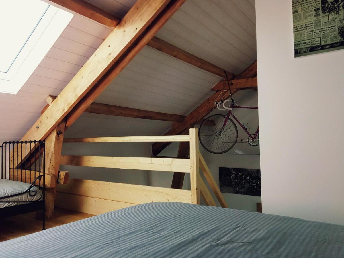 Chambres D'Hotes Quatre Mains Saint-Priest-des-Champs Ngoại thất bức ảnh